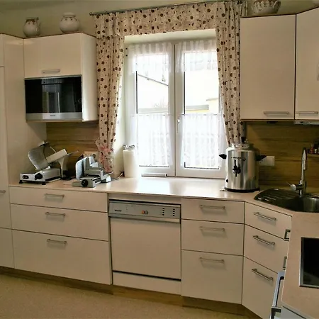 Gastehaus Sapetschnig Faak am See